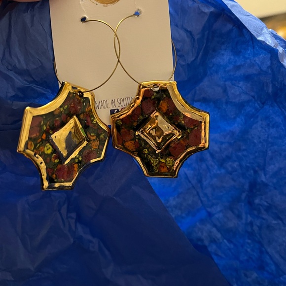 Dangle Hand made earrings - Picture 2 of 3